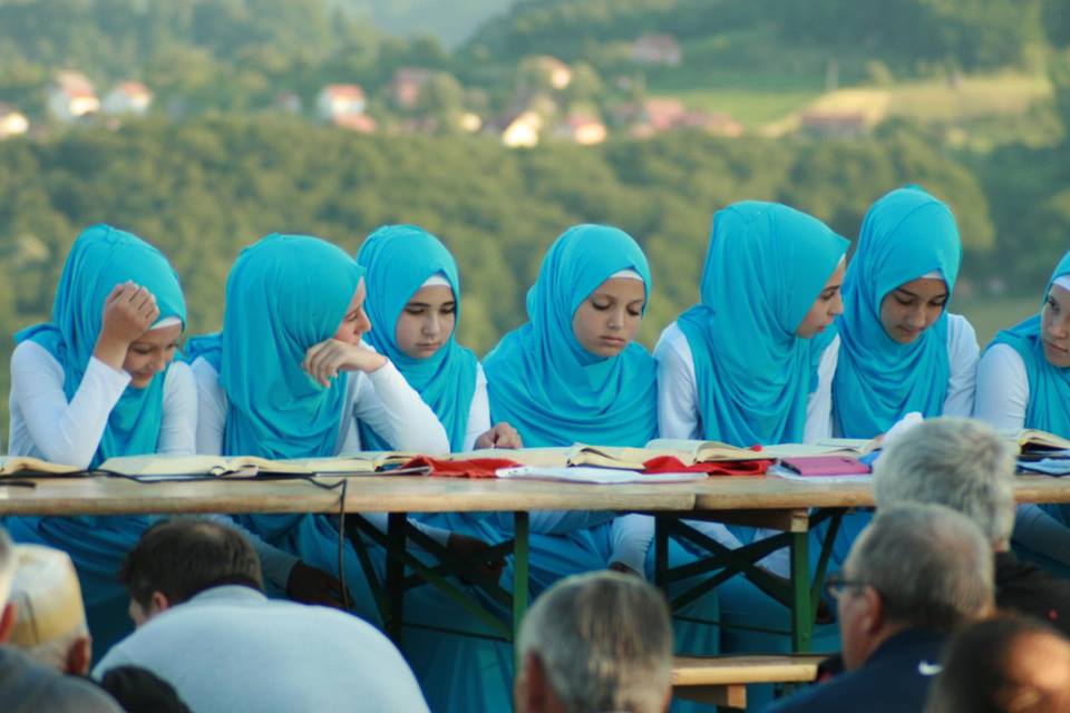 HATME I ZAJEDNIČKI IFTAR ZA 300 OSOBA